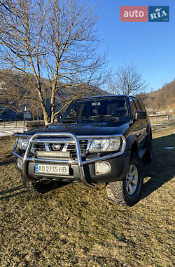 Позашляховик / Кросовер Nissan Patrol 2003 в Тячеві