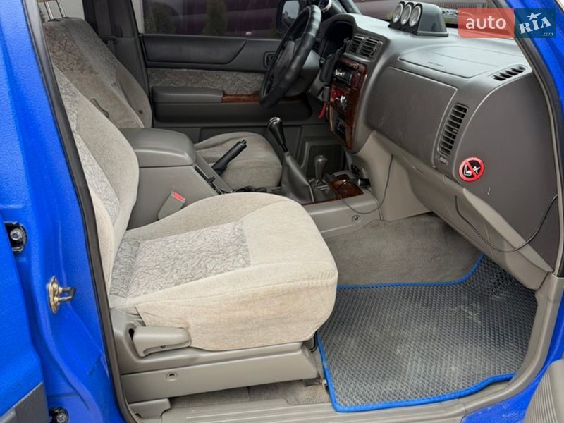 Внедорожник / Кроссовер Nissan Patrol 1998 в Хмельницком