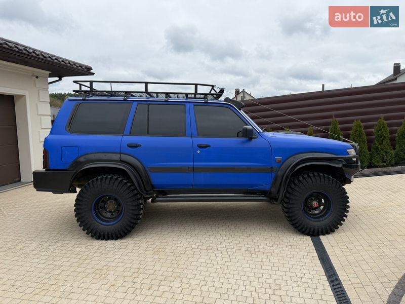 Внедорожник / Кроссовер Nissan Patrol 1998 в Хмельницком