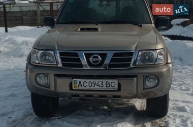 Внедорожник / Кроссовер Nissan Patrol 2005 в Нововолынске