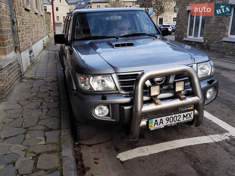 Внедорожник / Кроссовер Nissan Patrol 2003 в Киеве