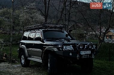 Внедорожник / Кроссовер Nissan Patrol 2002 в Яремче
