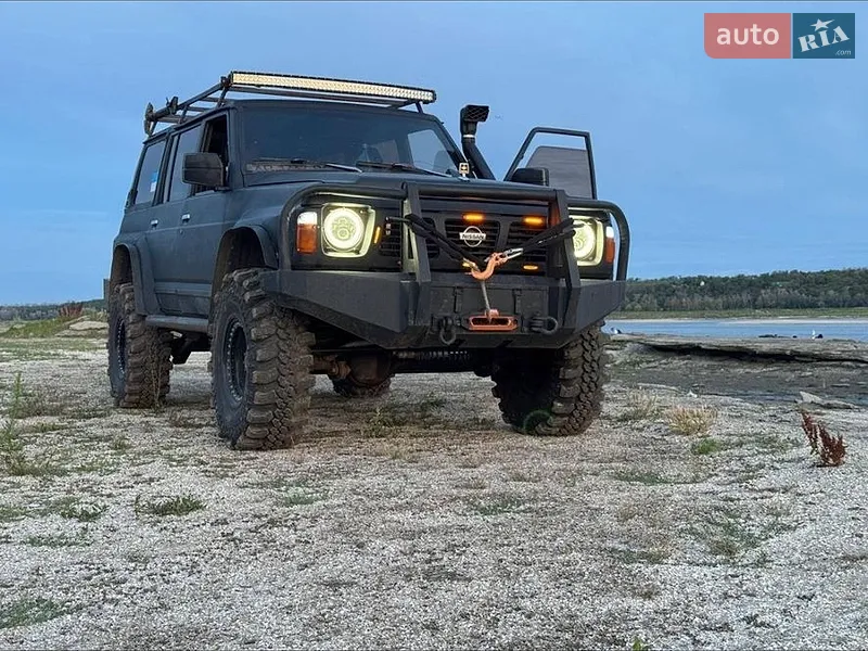 Nissan Patrol 1991