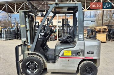 Вилочний навантажувач Nissan PH 2008 в Тернополі