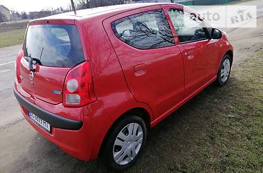 Хетчбек Nissan Pixo 2012 в 