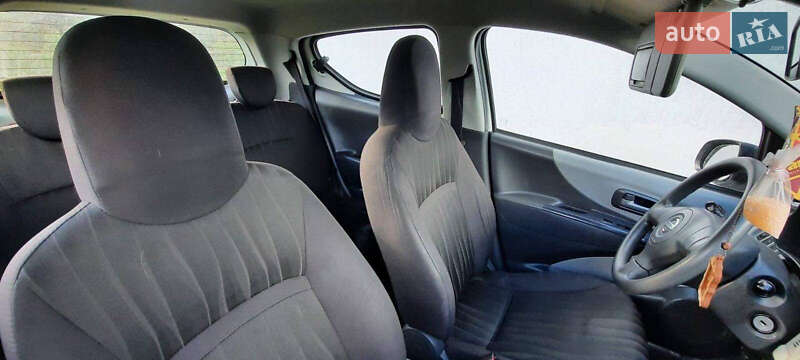 Хетчбек Nissan Pixo 2010 в Яремчі