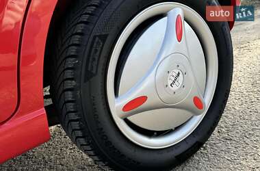 Хетчбек Nissan Pixo 2009 в 
