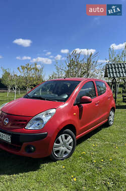 Хетчбек Nissan Pixo 2011 в 