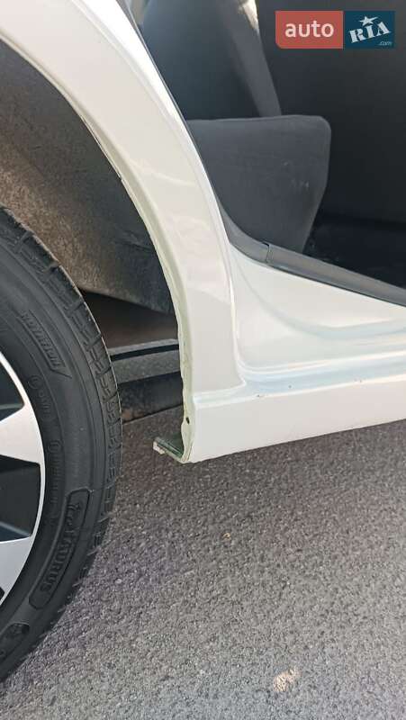 Хэтчбек Nissan Pixo 2010 в Виннице фото 13 Хэтчбек Nissan Pixo 2010 в Виннице