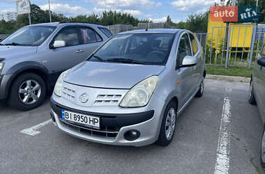 Хэтчбек Nissan Pixo 2009 в 
