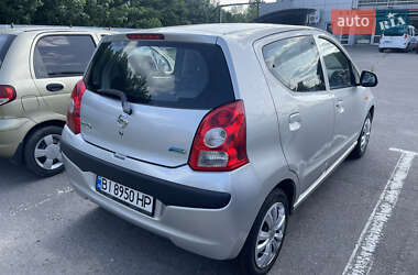 Хэтчбек Nissan Pixo 2009 в 