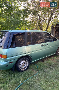 Минивэн Nissan Prairie 1993 в Монастырище