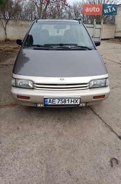 Мінівен Nissan Prairie 1989 в Павлограді