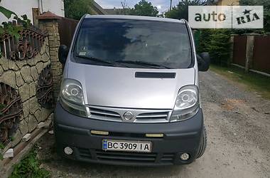 Вантажопасажирський фургон Nissan Primastar 2003 в 