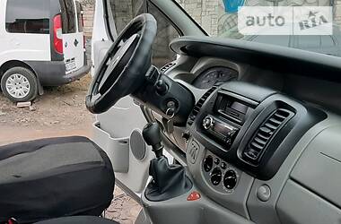 Вантажопасажирський фургон Nissan Primastar 2003 в 