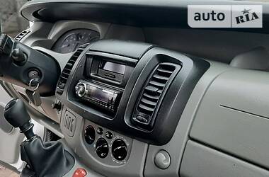 Вантажопасажирський фургон Nissan Primastar 2003 в 