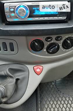 Минивэн Nissan Primastar 2007 в 