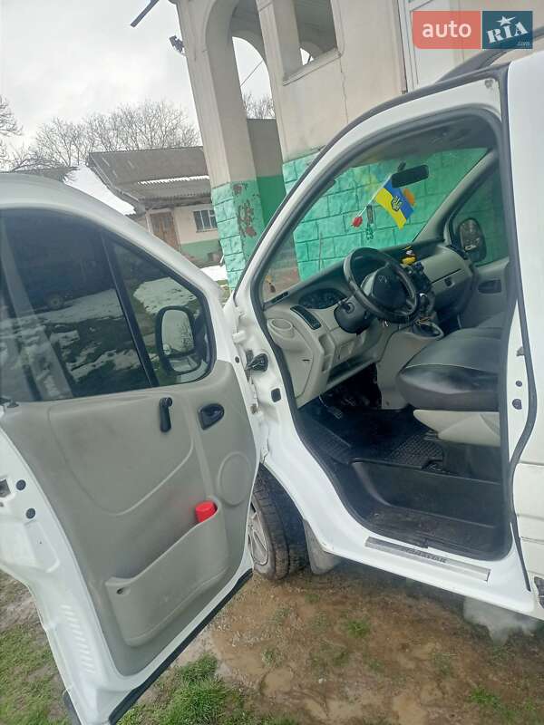 Мінівен Nissan Primastar 2004 в Дунаївцях