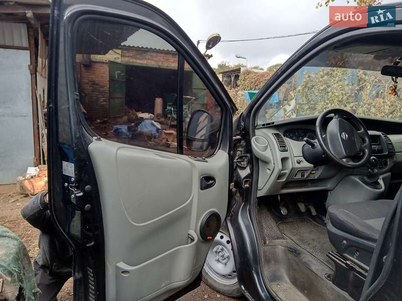 Минивэн Nissan Primastar 2005 в Киеве