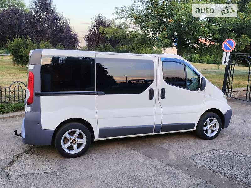 Nissan Primastar 2008
