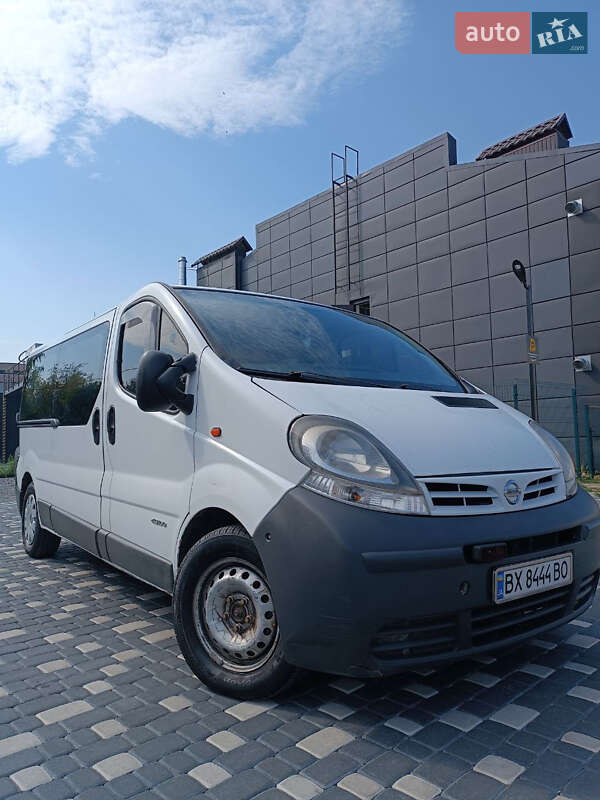 Минивэн Nissan Primastar 2005 в Грицеве