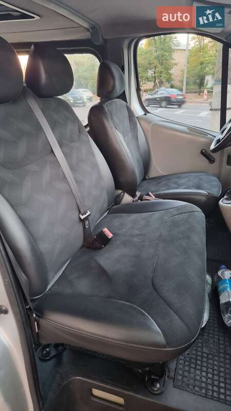 Мінівен Nissan Primastar 2005 в Миколаєві