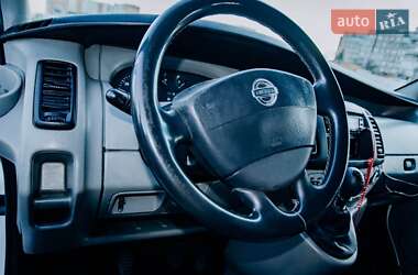 Минивэн Nissan Primastar 2005 в 