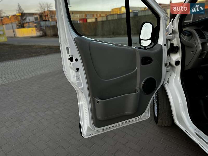 Минивэн Nissan Primastar 2006 в Львове