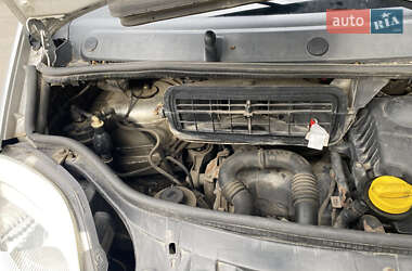 Грузовой фургон Nissan Primastar 2007 в 