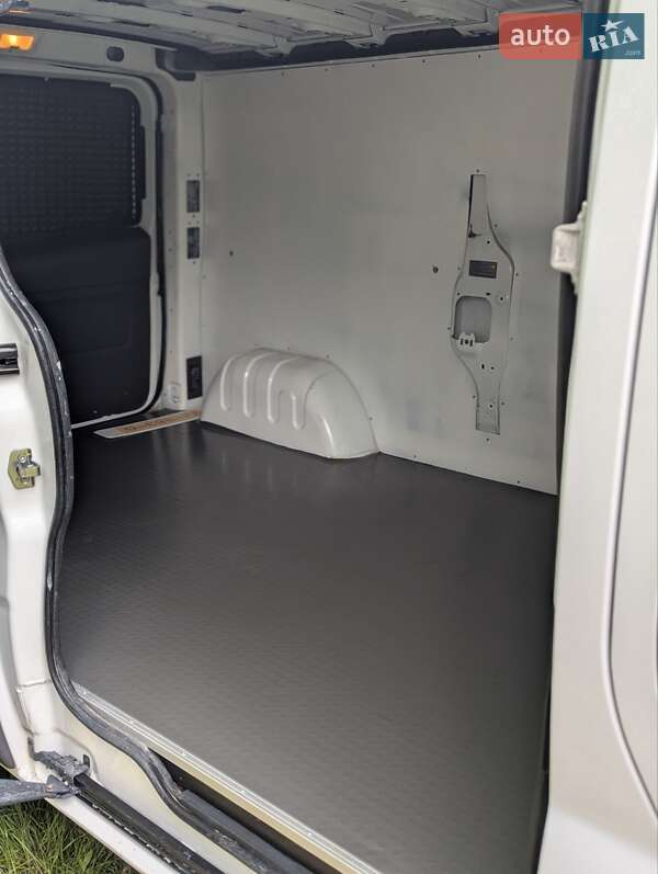 Грузовой фургон Nissan Primastar 2014 в Ровно