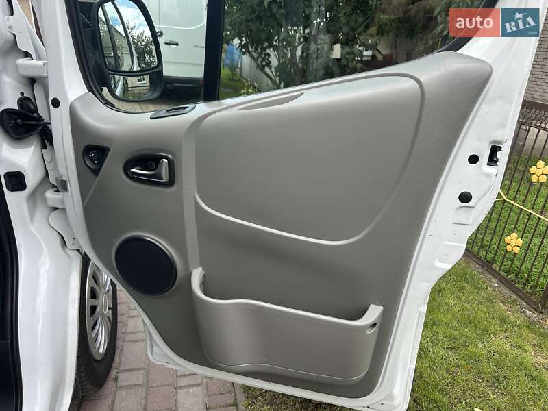 Мінівен Nissan Primastar 2014 в Луцьку