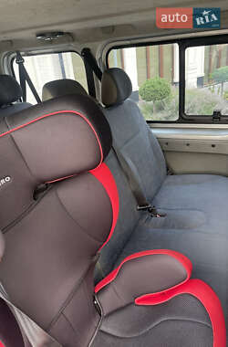 Минивэн Nissan Primastar 2003 в 