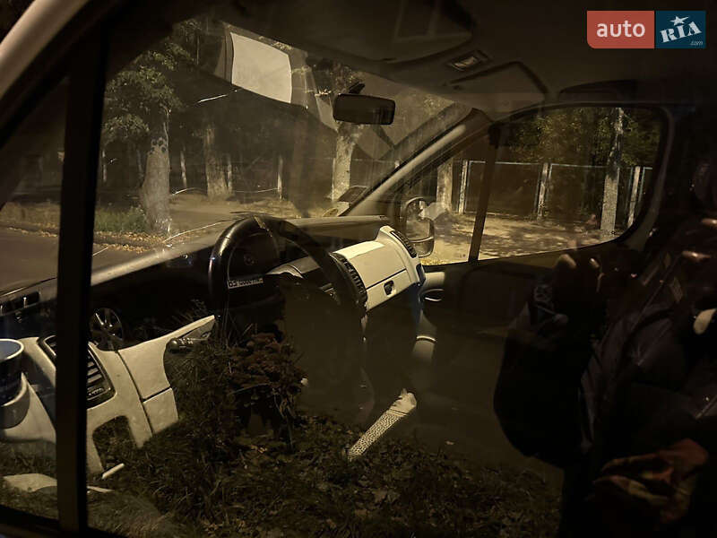 Мінівен Nissan Primastar 2006 в Києві