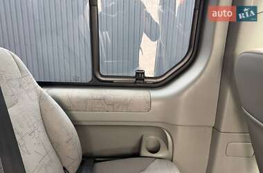 Минивэн Nissan Primastar 2013 в 