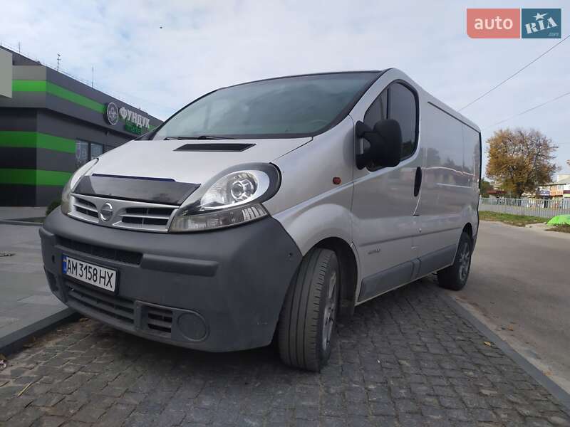 Вантажний фургон Nissan Primastar 2004 в Житомирі