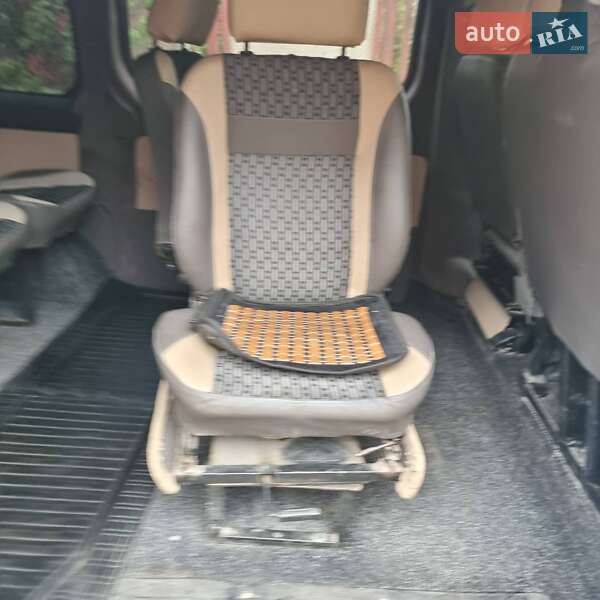 Мінівен Nissan Primastar 2004 в Одесі фото 20 Мінівен Nissan Primastar 2004 в Одесі