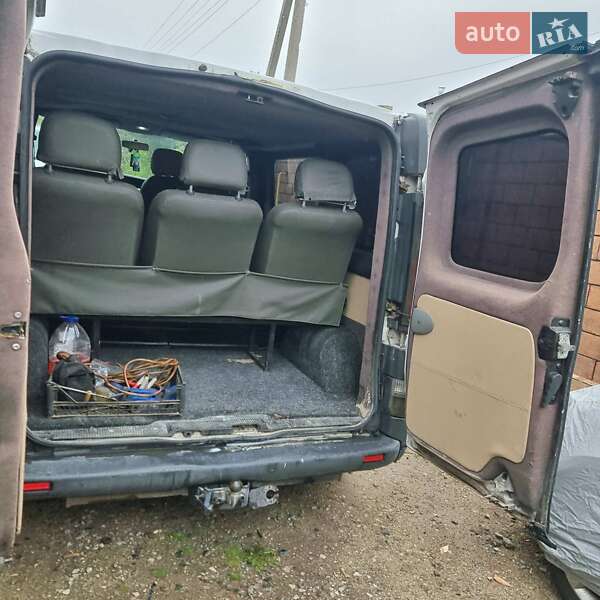 Мінівен Nissan Primastar 2004 в Одесі фото 23 Мінівен Nissan Primastar 2004 в Одесі