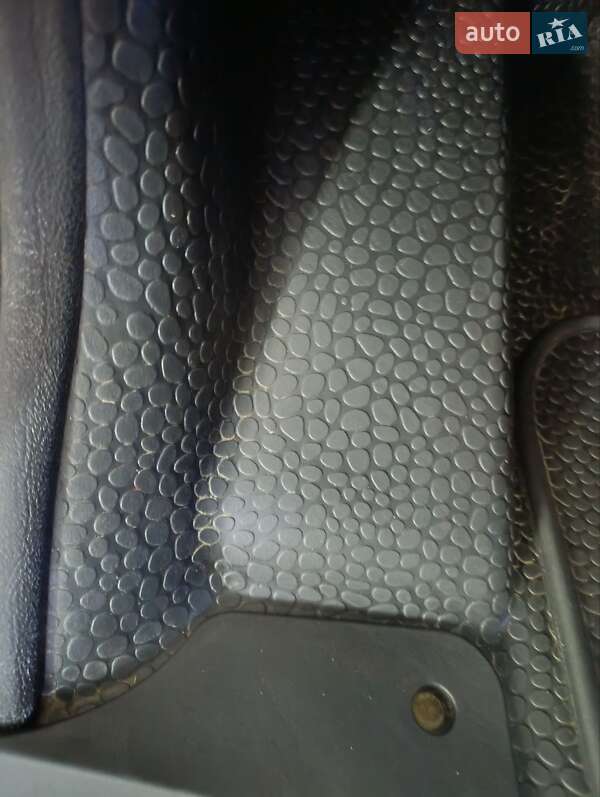 Грузовой фургон Nissan Primastar 2010 в Делятине фото 17 Грузовой фургон Nissan Primastar 2010 в Делятине