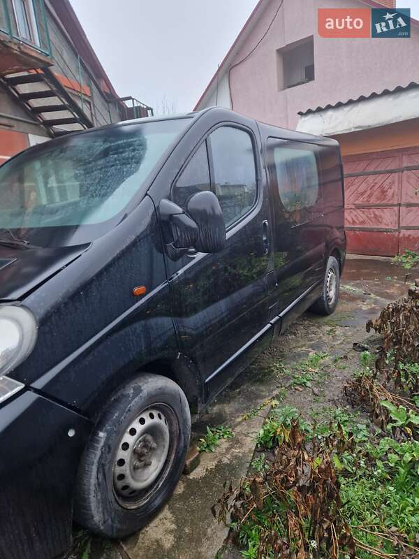 Мінівен Nissan Primastar 2005 в Чернівцях