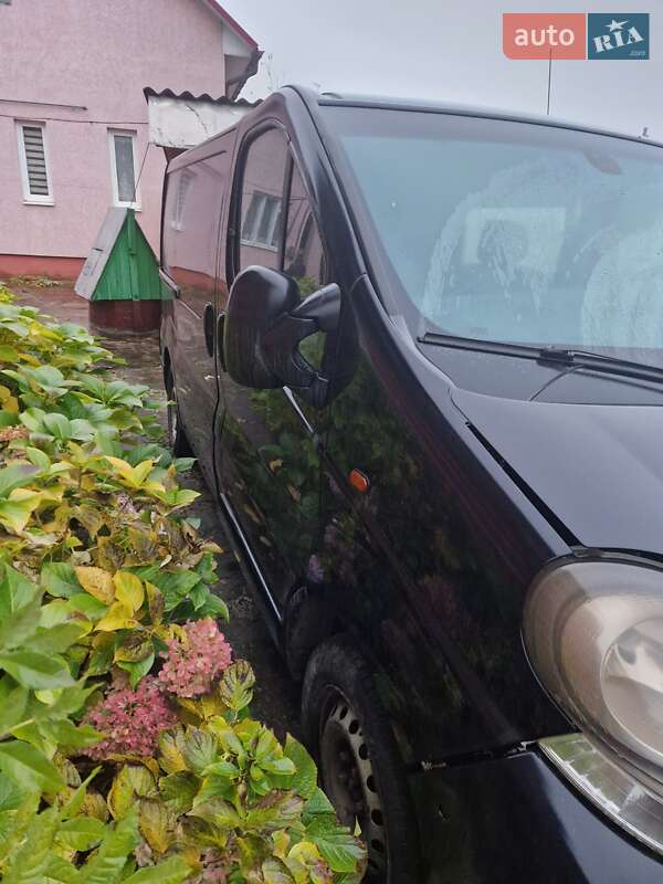 Мінівен Nissan Primastar 2005 в Чернівцях