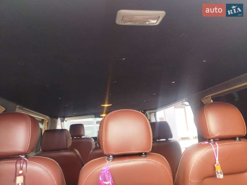 Минивэн Nissan Primastar 2008 в Нетешине