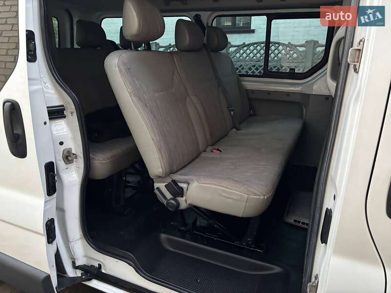 Седан Nissan Primastar 2007 в Олександрії