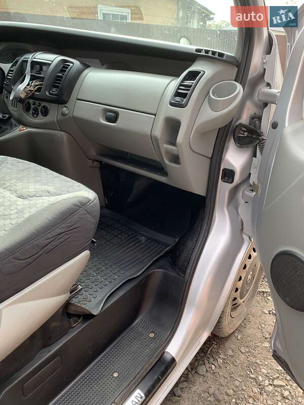 Мінівен Nissan Primastar 2003 в Старій Вижівці