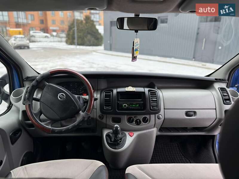 Мінівен Nissan Primastar 2003 в Кам'янець-Подільському