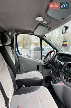 Мінівен Nissan Primastar 2003 в Кам'янець-Подільському