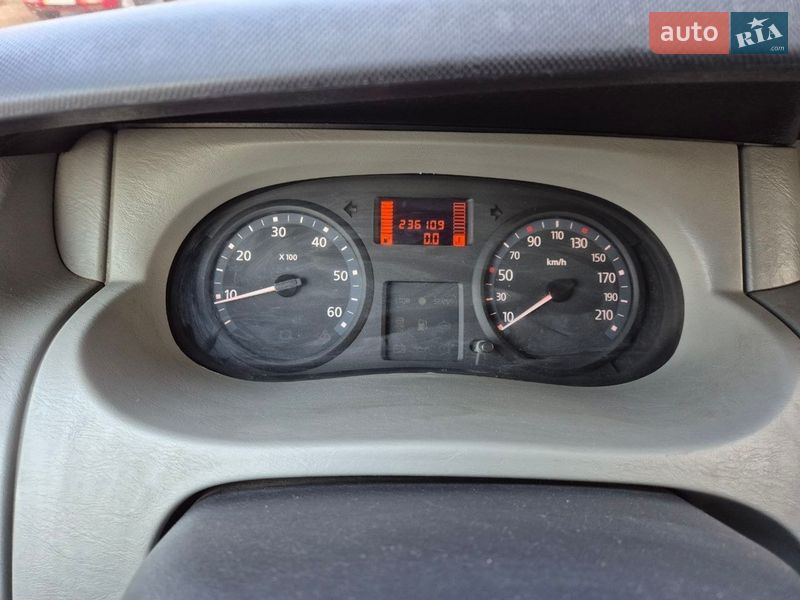 Грузовой фургон Nissan Primastar 2009 в Львове