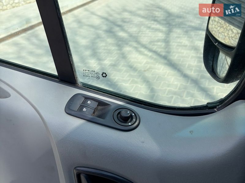 Минивэн Nissan Primastar 2004 в Тернополе фото 22 Минивэн Nissan Primastar 2004 в Тернополе