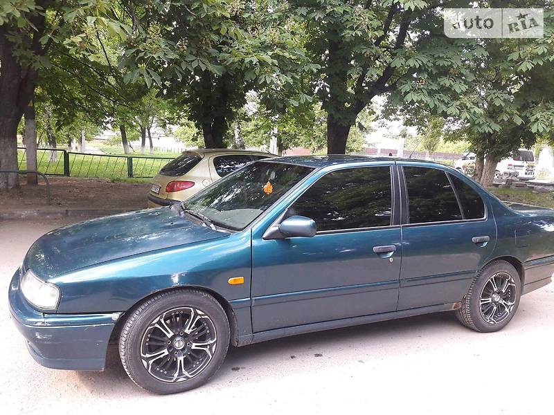 Седан Nissan Primera 1996 в Харкові