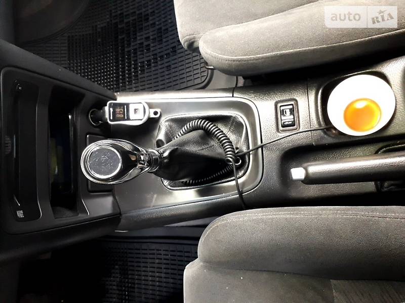 Седан Nissan Primera 2003 в Нововолинську