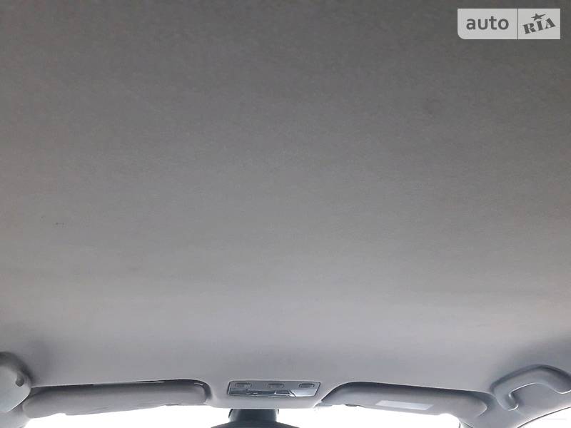 Седан Nissan Primera 2003 в Нововолинську